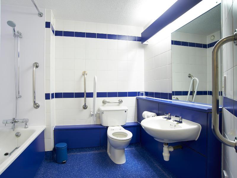 Travelodge Thame Eksteriør billede